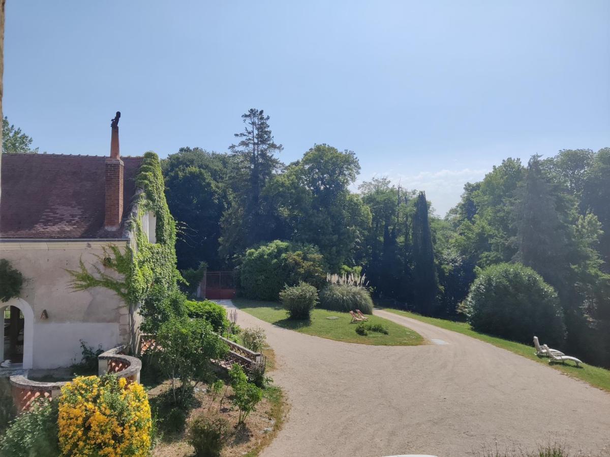 Chateau De La Huberdiere Nazelles-Negron Bagian luar foto