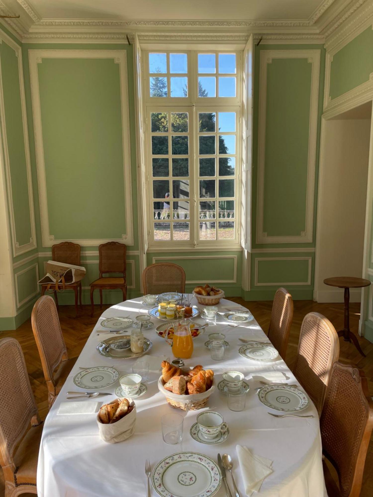 Chateau De La Huberdiere Nazelles-Negron Bagian luar foto